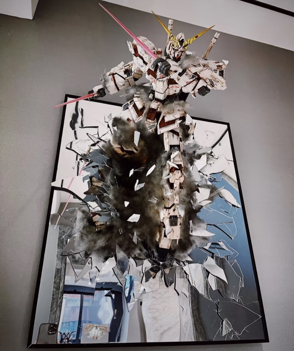 Broken Mirror Figures