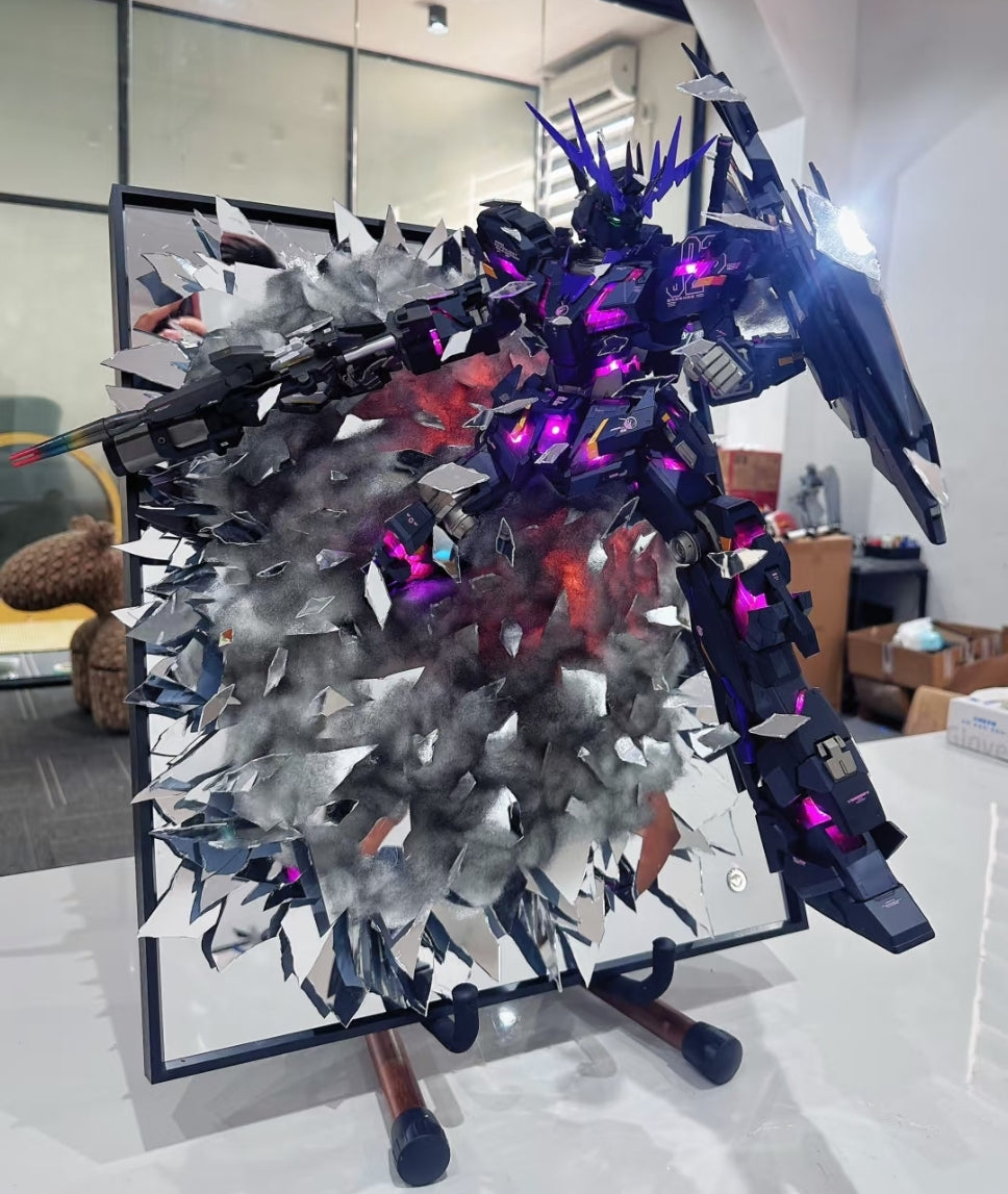 Broken Mirror Figures